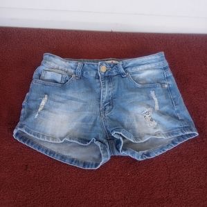 K’s More Distressed Denim Shorts size L